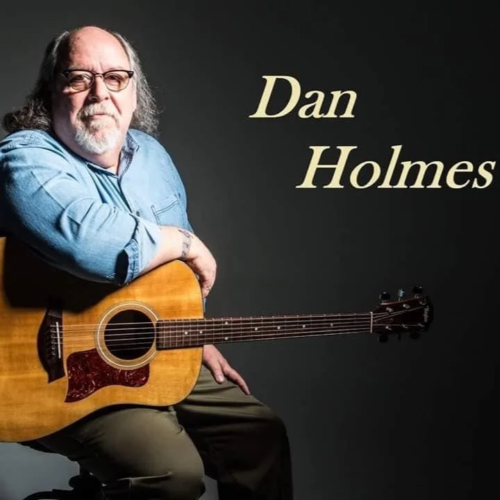 Dan Holmes Leading Worship