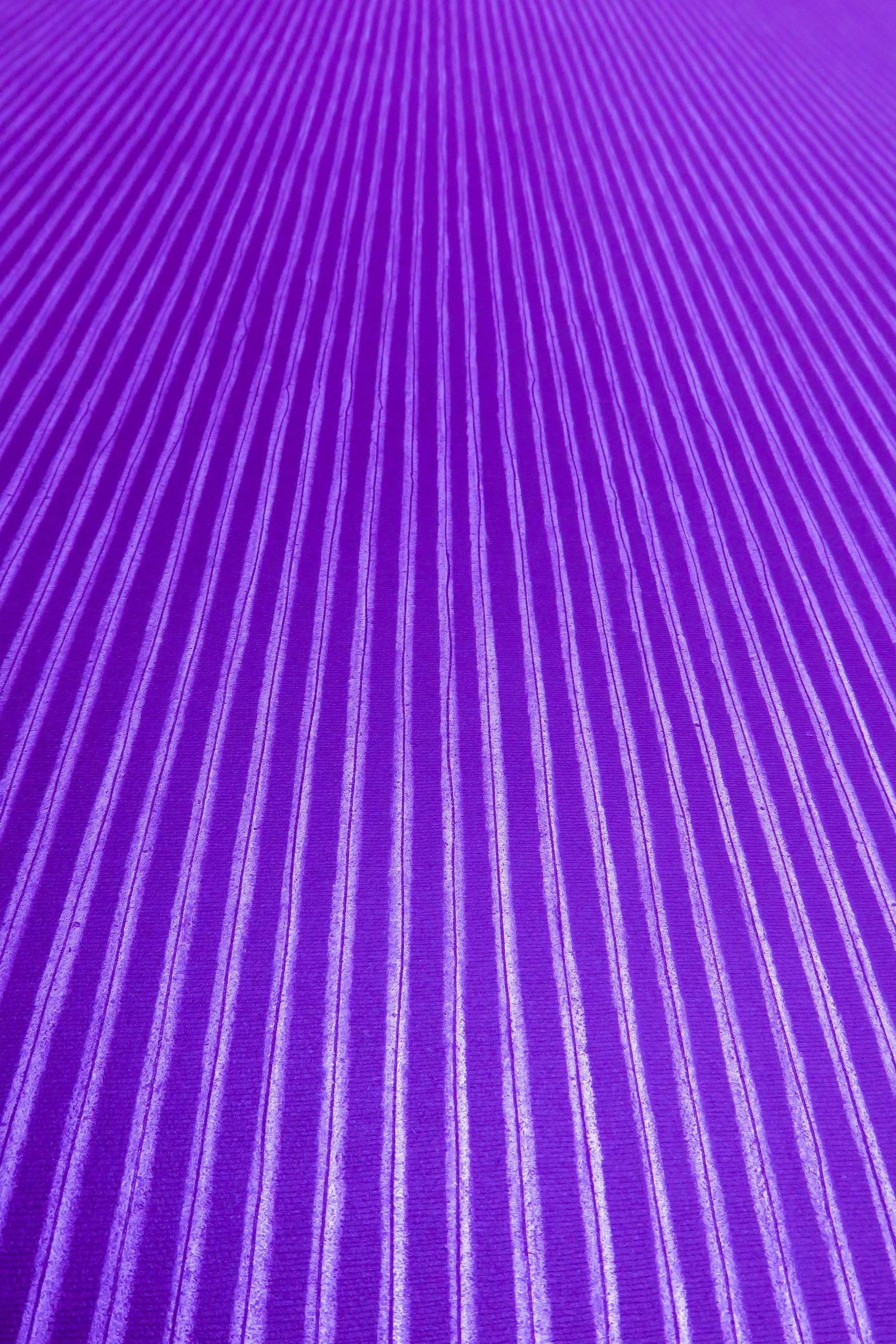 How Ultraviolet (UV) Rays Affect Wood and How to Protect Your Timber