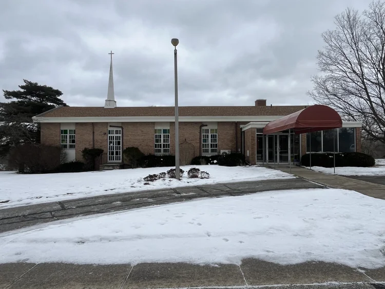 Church for lease in Waterford Township