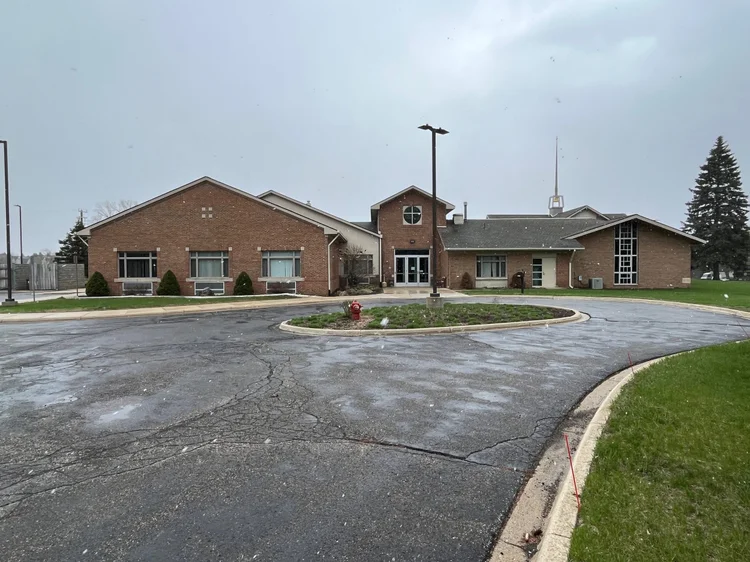 Church for lease in Lake Orion