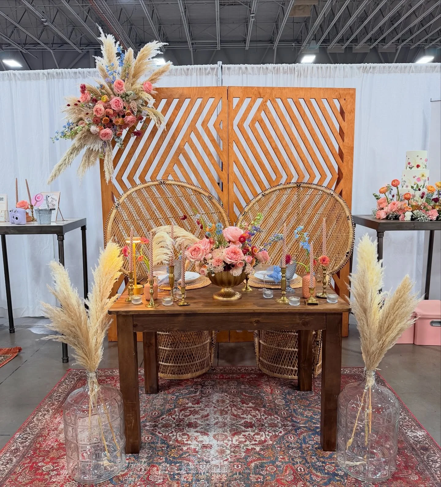 Bridal show season!
Thanks to everyone who came out last month. Don&rsquo;t miss the bridal show at @thevenueattheranches on Saturday 11/15! Lots of great vendors and a special show discounts!

Booth Credits:
Rentals: @belfiorerentals @wildcloverdeco