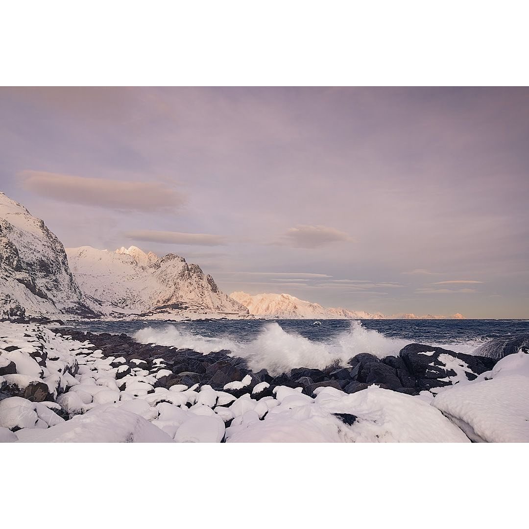 A windy stormy day with crashing waves in Vareod &hellip; Lofoten, Norway
⠀⠀⠀⠀⠀⠀⠀⠀⠀
 A group of photographers from @womencapturemagic have come together to share our love of nature. Get your dose of beauty today by following along the #womencapturema