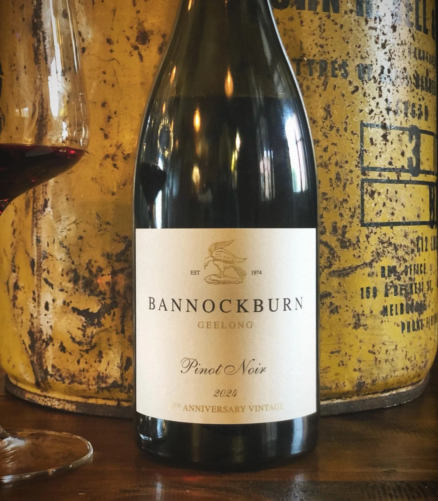 A subtle nod to the upcoming footyball game..

Originally hailing from Geetroit, I thought it fitting to pour this ballsy @bannockburnvineyards Pinot Noir this week.

Perfect for Steak Night tonight - Beef &amp; Burgundy-esque.