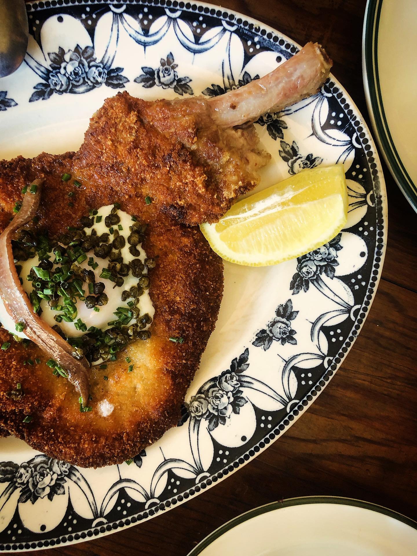 Un adelanto / A sneak peek

New dishes, new flavours, new year.

BODEGA SIERRA
with Frank Camorra from MoVida.
@piperstwineco 

Book online or call 54221079

@frankcamorra 
@movidamelb