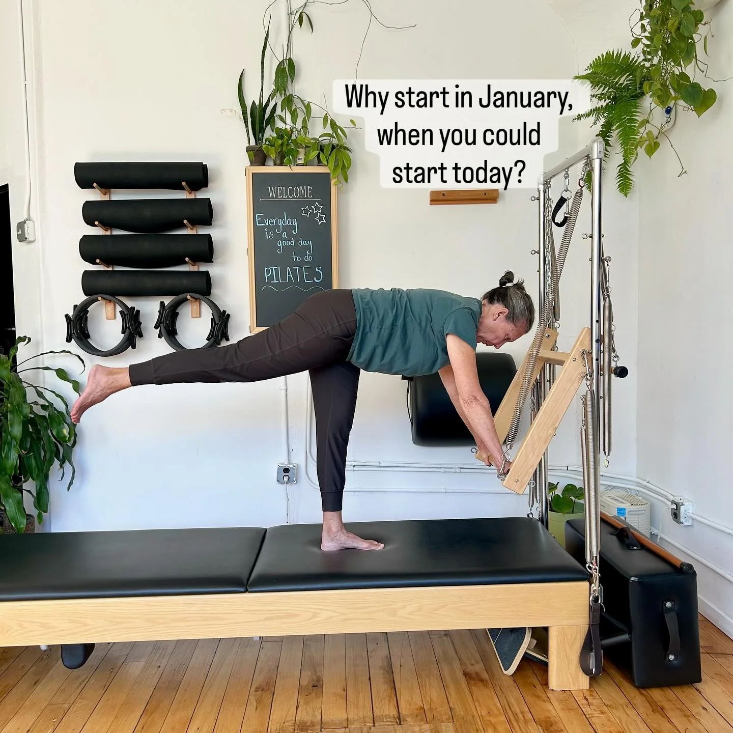 We 🙌 LOVE 🙌 TO 🙌 SEE 🙌 IT!
Y’all - This is what 20+ years of Pilates looks like - capable, confident, independent, strong, mobile.
At 72 years old 🤩I mean, look at that!
 GOALS 🏆
Here’s the deal: 
We see a lot of people come thro