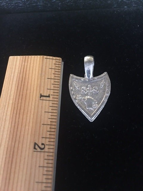 https://i.etsystatic.com/20194735/r/il/bdecc7/3184316324/il_fullxfull.3184316324_9zmd.jpg