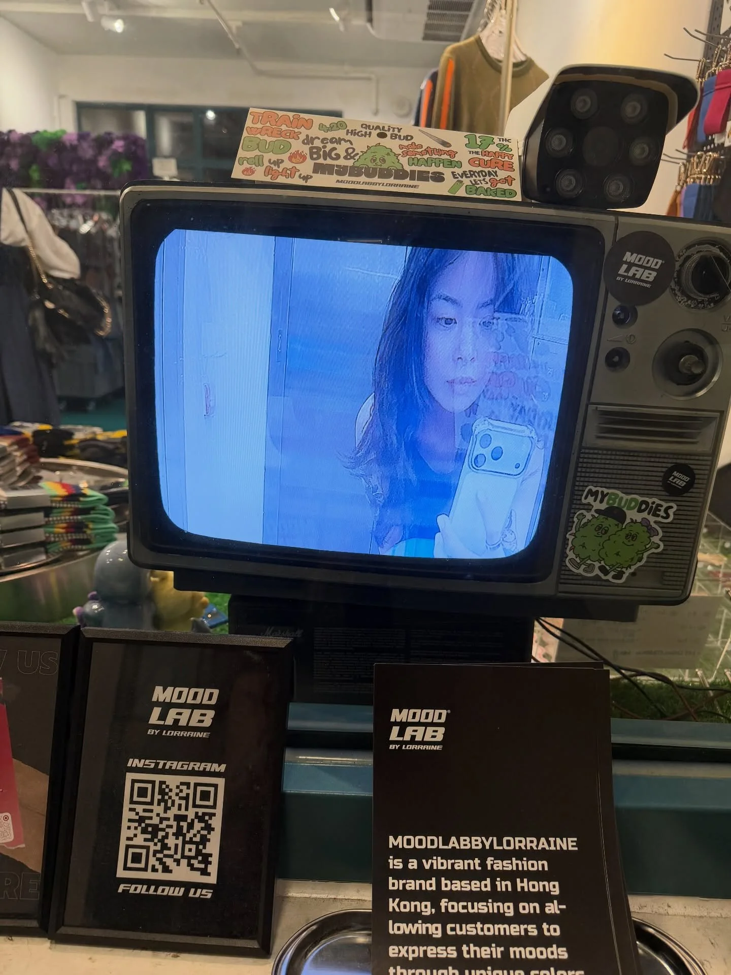 inspiration hunting 
excited to make new designs for everyone when i return 
November-December books open