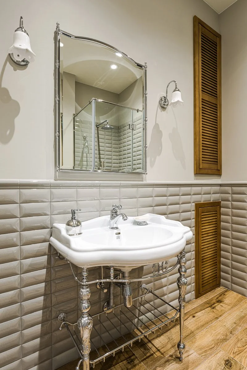 Classic bathroom