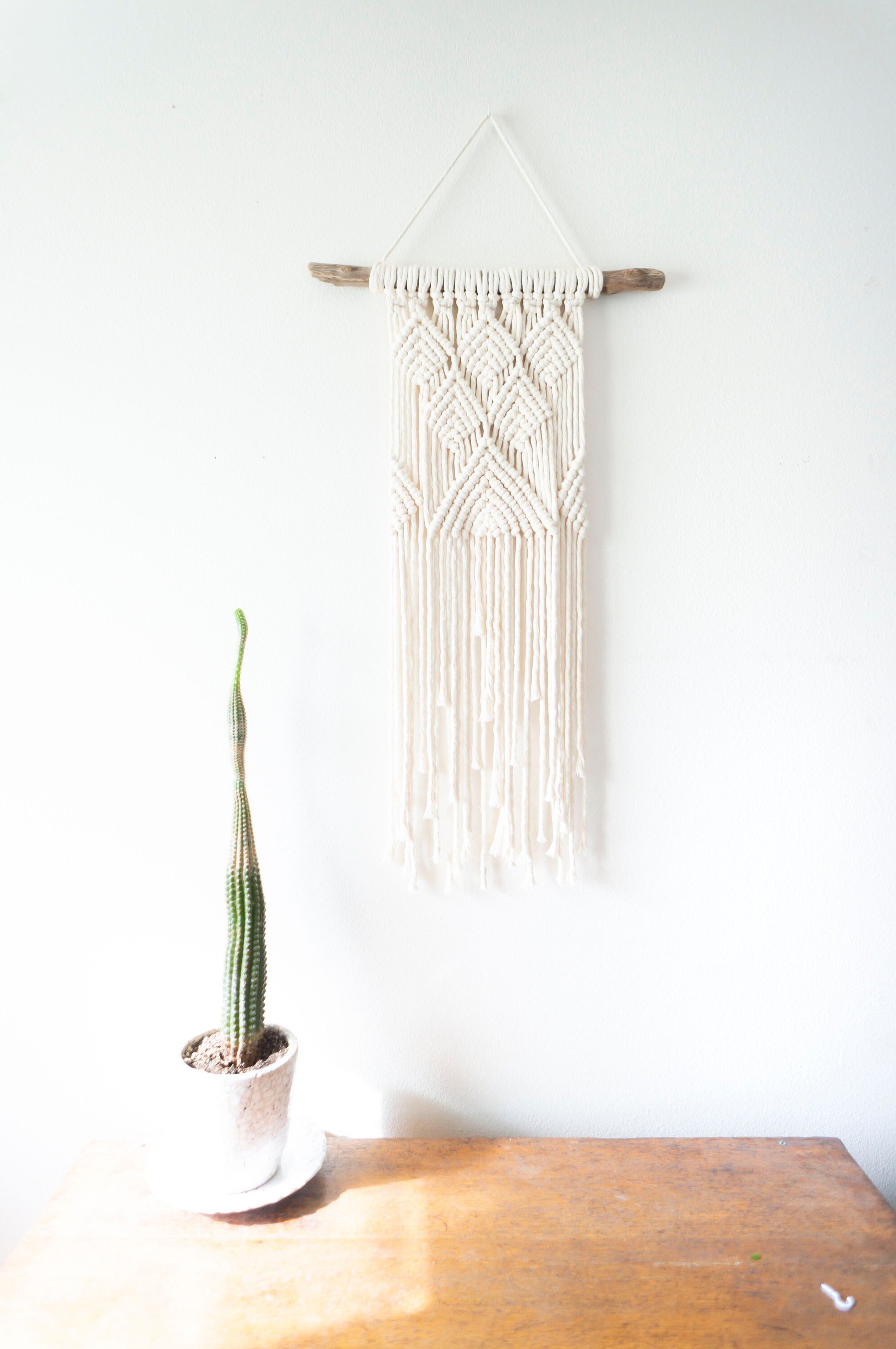 https://i.etsystatic.com/6959415/r/il/26ac73/2281473088/il_fullxfull.2281473088_awyx.jpg
