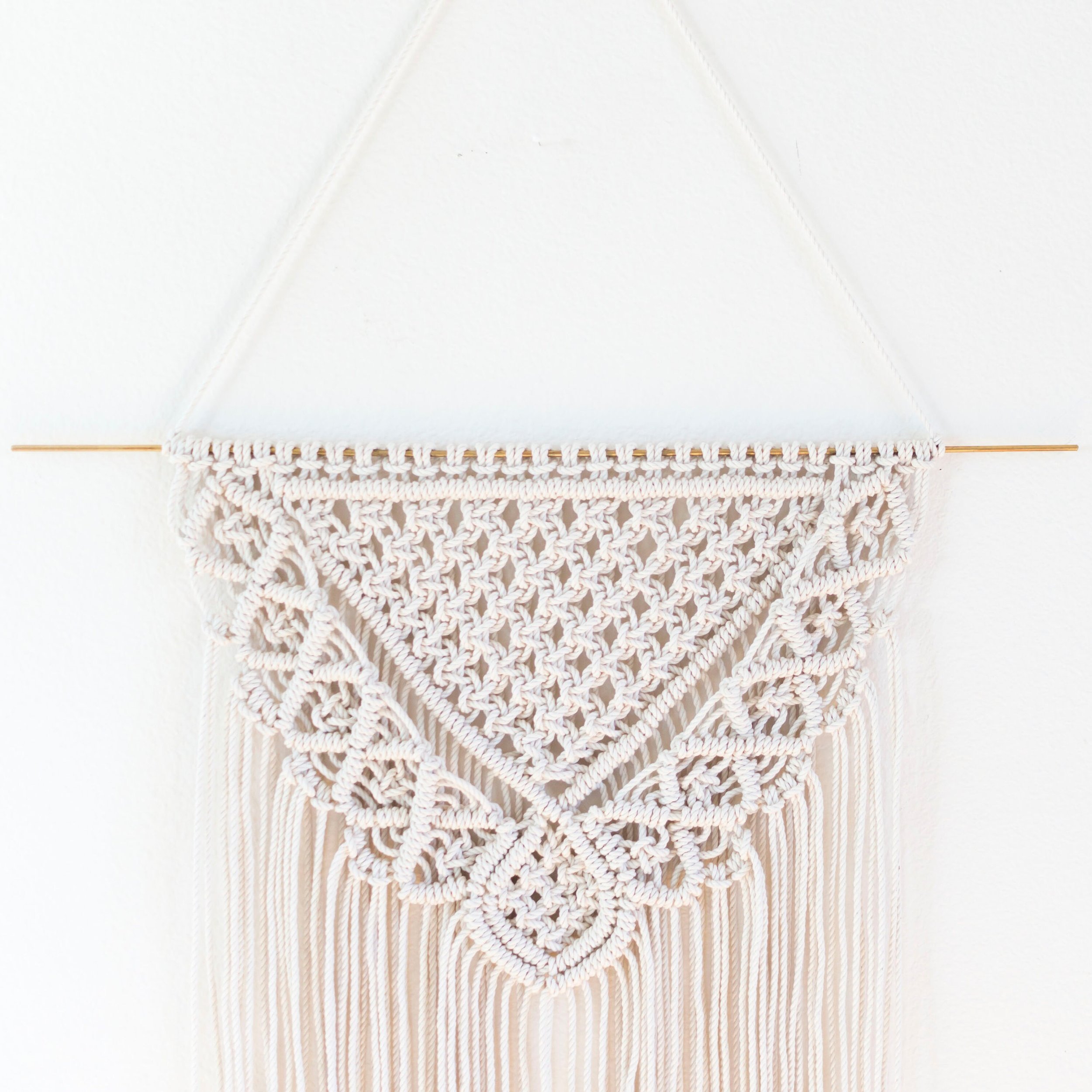 https://i.etsystatic.com/6959415/r/il/b0122b/1664087854/il_fullxfull.1664087854_ht44.jpg