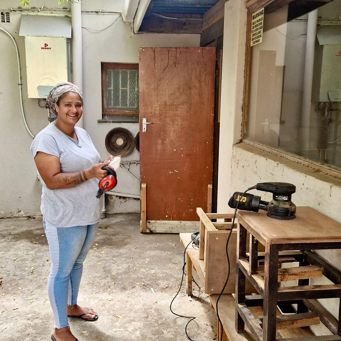 Today Keshia bids Houses of Grace farewell and embarks on a new journey. We want to thank you for the memories, laughter, and growth! 🙌 Wishing you success and happiness in your next chapter. 😊