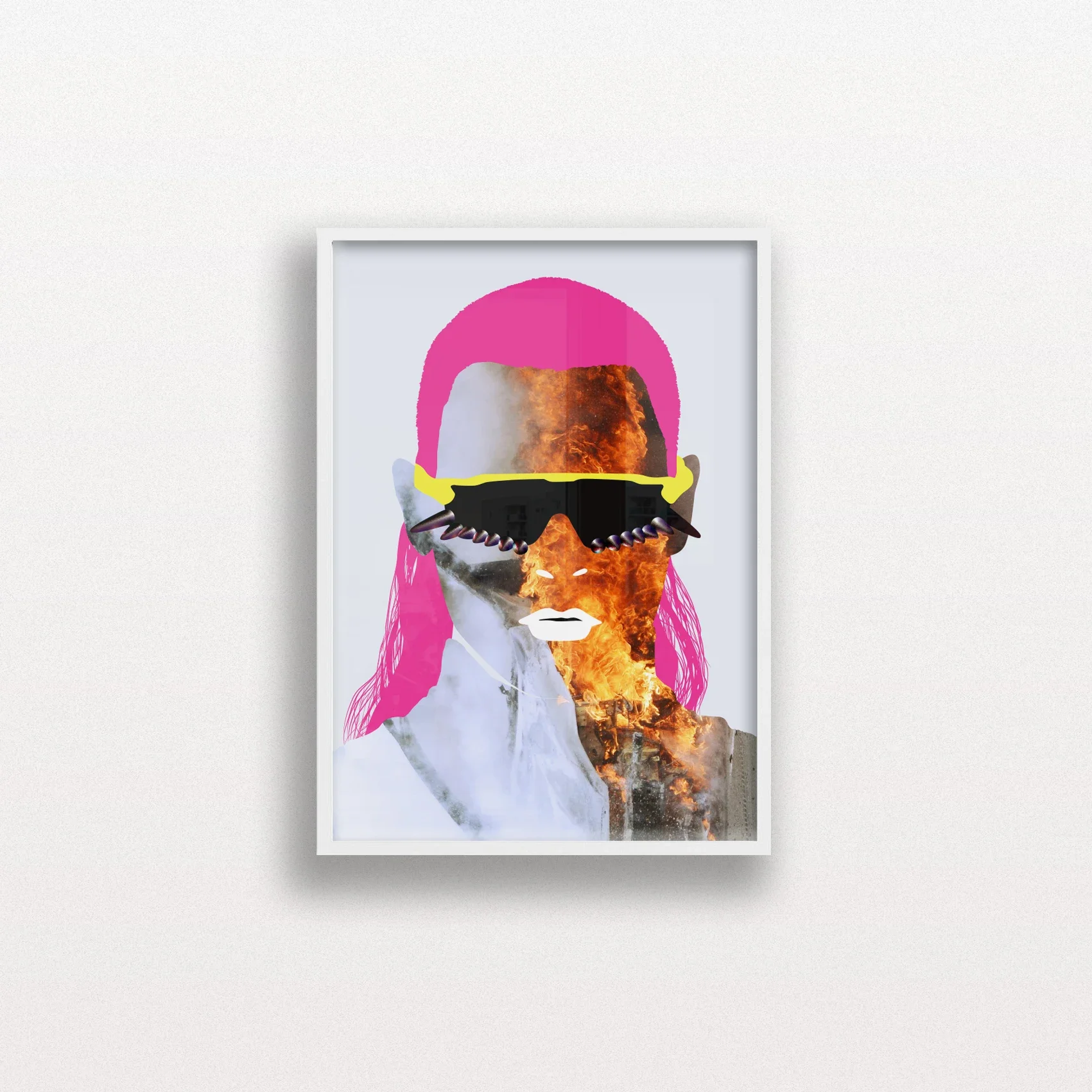 08 Spitze_White Frame_01.webp