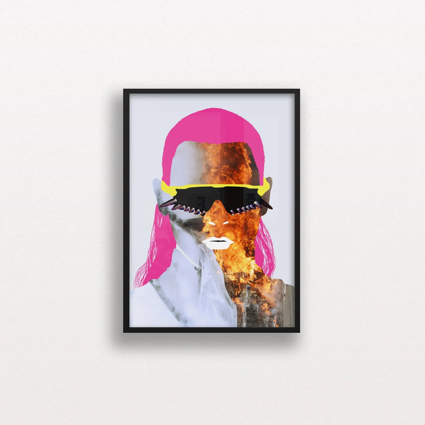 08 Spitze_Black Frame_01.jpg