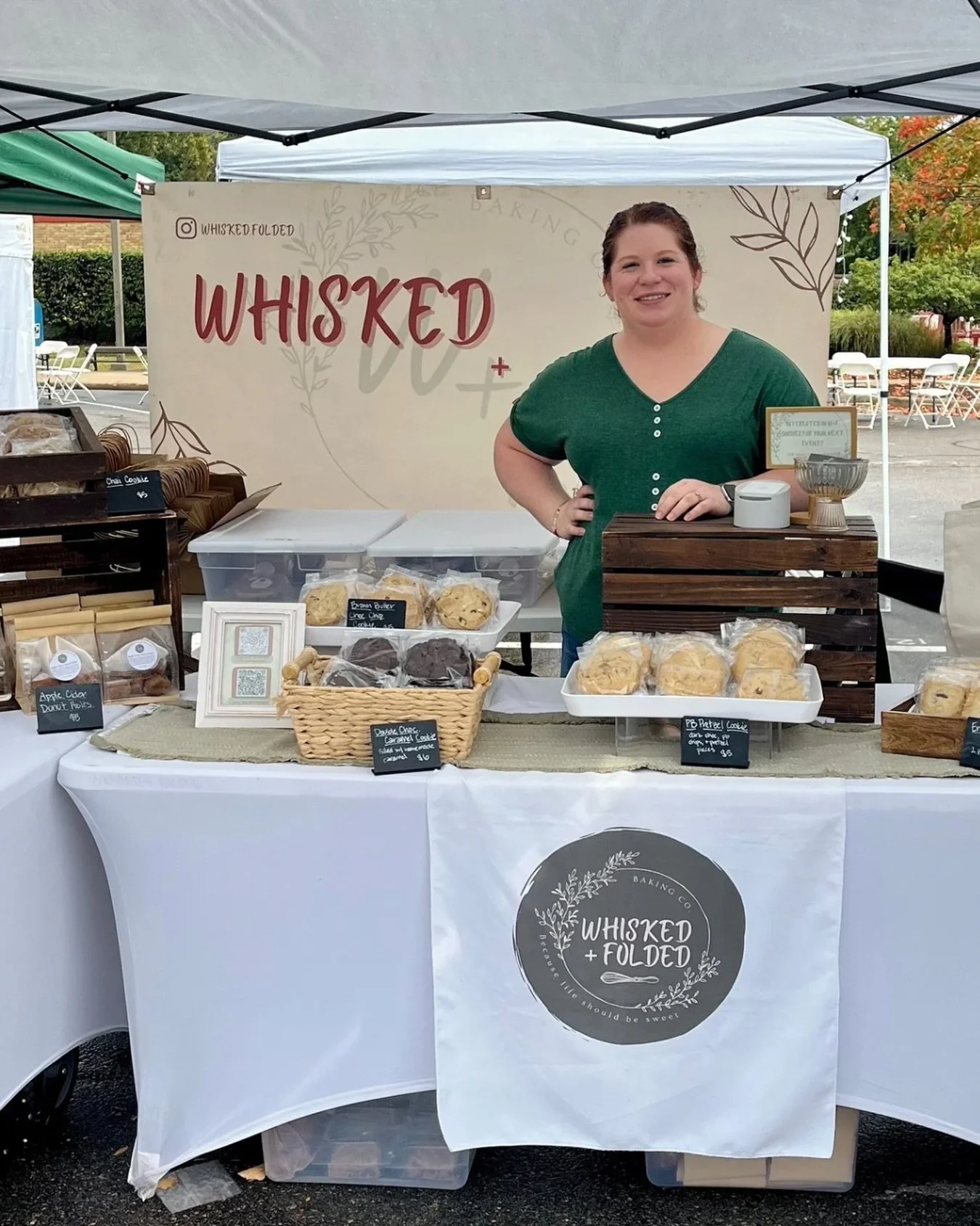 𝘓𝘰𝘤𝘢𝘭 𝘓𝘰𝘷𝘦 𝘚𝘱𝘰𝘵𝘭𝘪𝘨𝘩𝘵: Whisked + Folded

If you&rsquo;ve spent time at the Milford Farmers Market, chances are you&rsquo;ve seen the line forming at Whisked + Folded. Owner Amanda Price has built her micro bakery around creativity, q