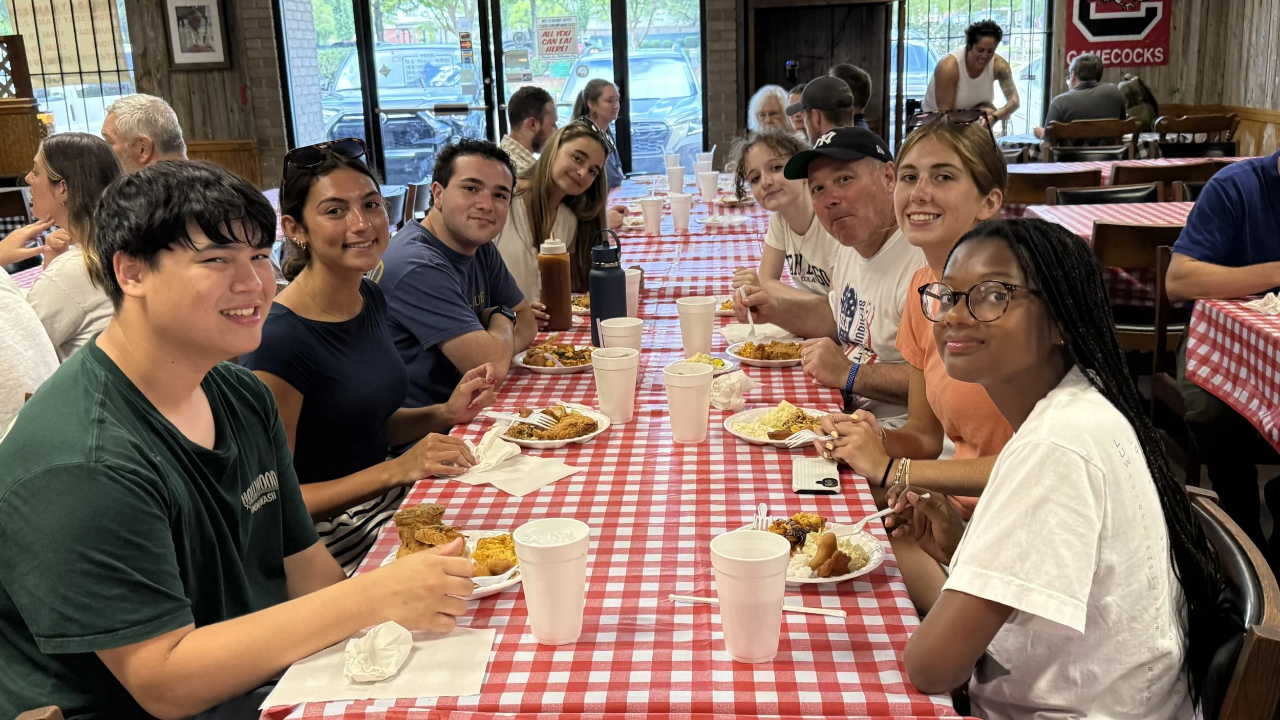 The very best barbeque buffet at Palmetto Pig
