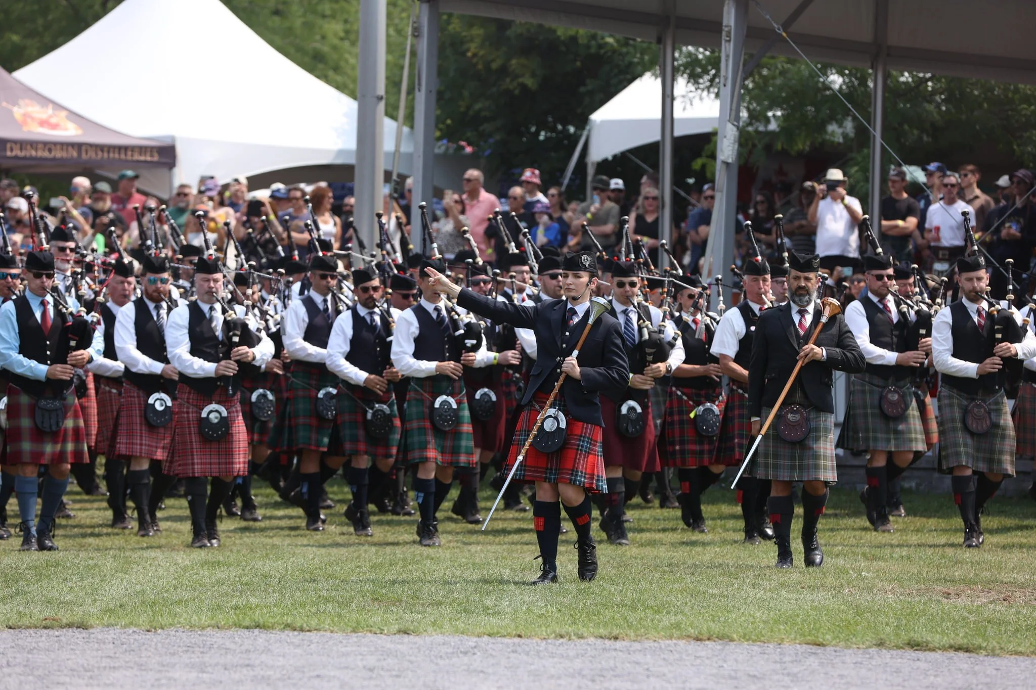 Emma Barr leads wave 1 of the massed bands