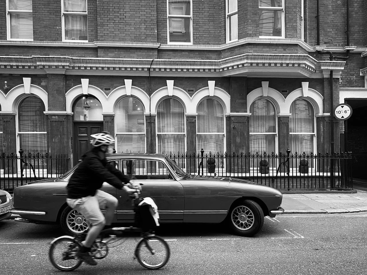 YIO5586 Eastcastle Street