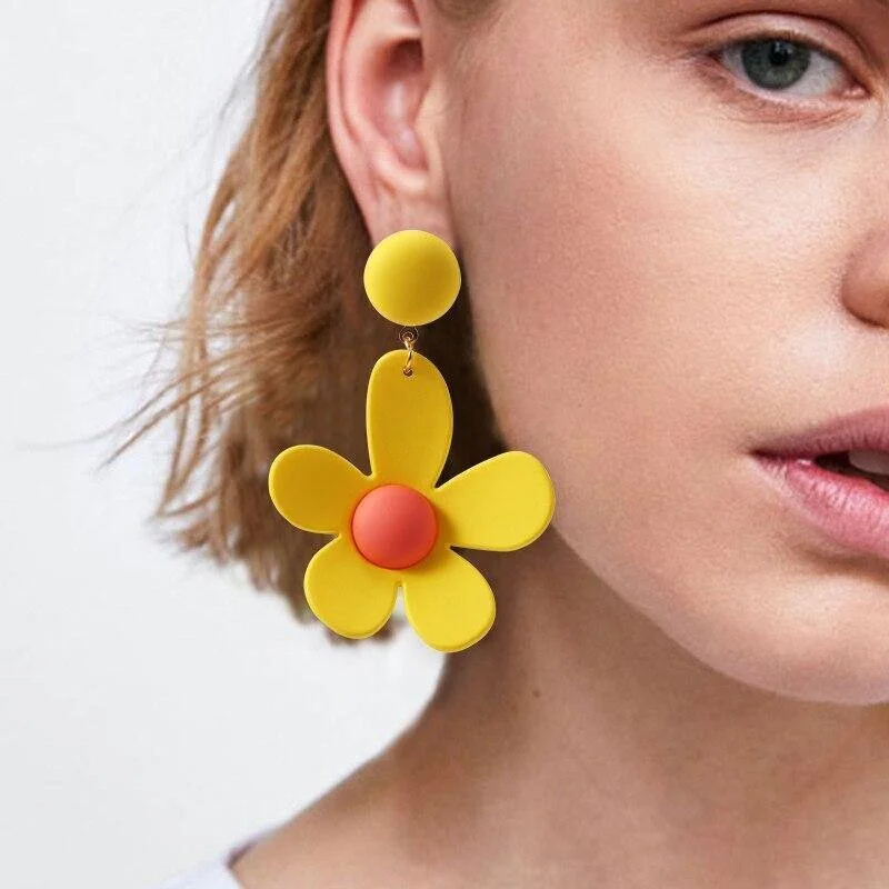 The Big and the Bold: Statement Earrings