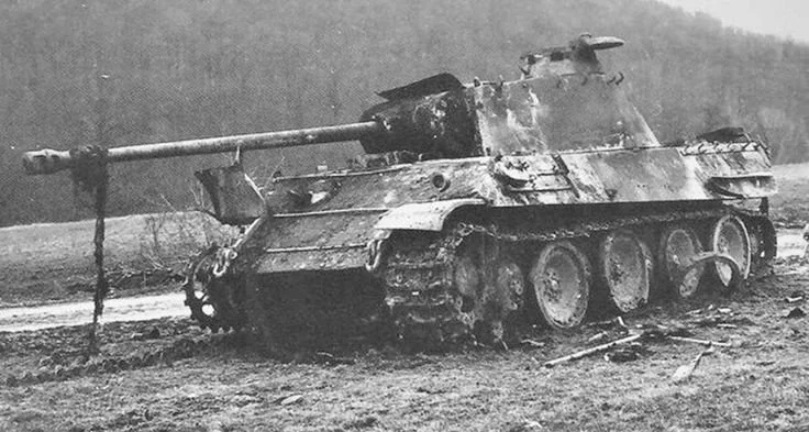 0cfa2012c3a3b74b70a81723e0ac2d48--army-vehicles-ww-photos.jpg