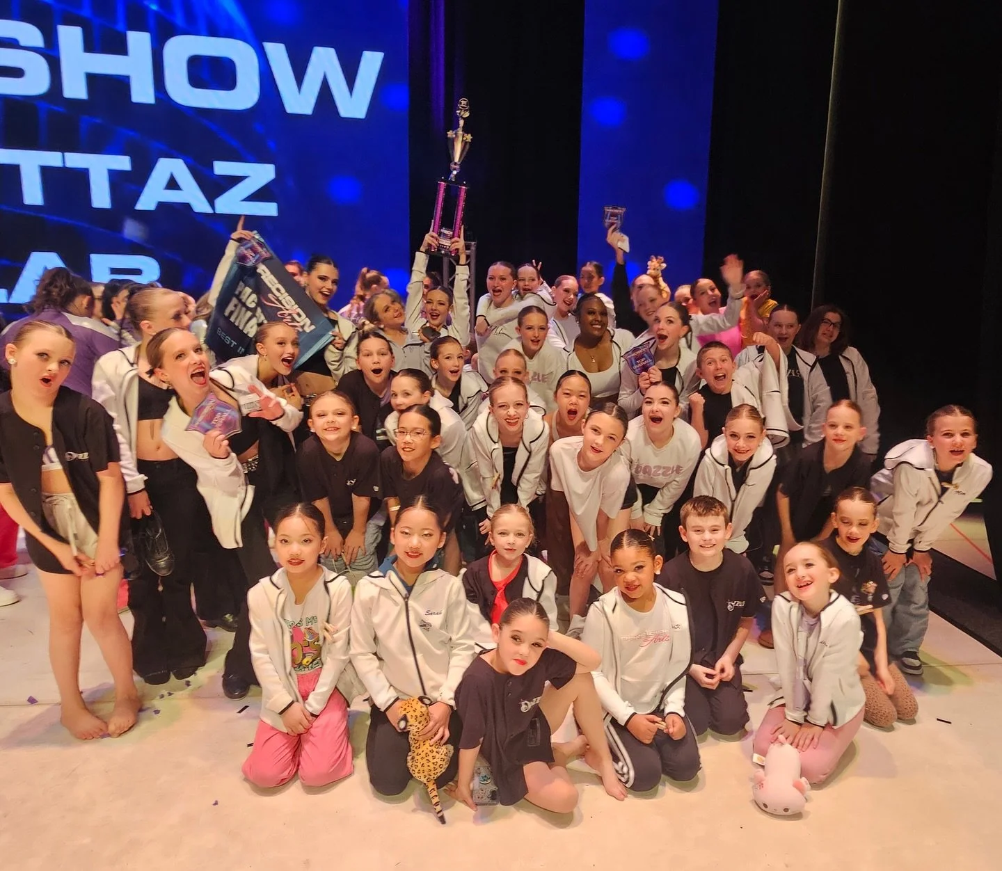 The preteens, teens, seniors and productions numbers wrapped up our competition weekend at Precision yesterday. Our dancers were incredible and brought ALL the energy, technique, and passion to the stage.
🩷Our production numbers are always special b