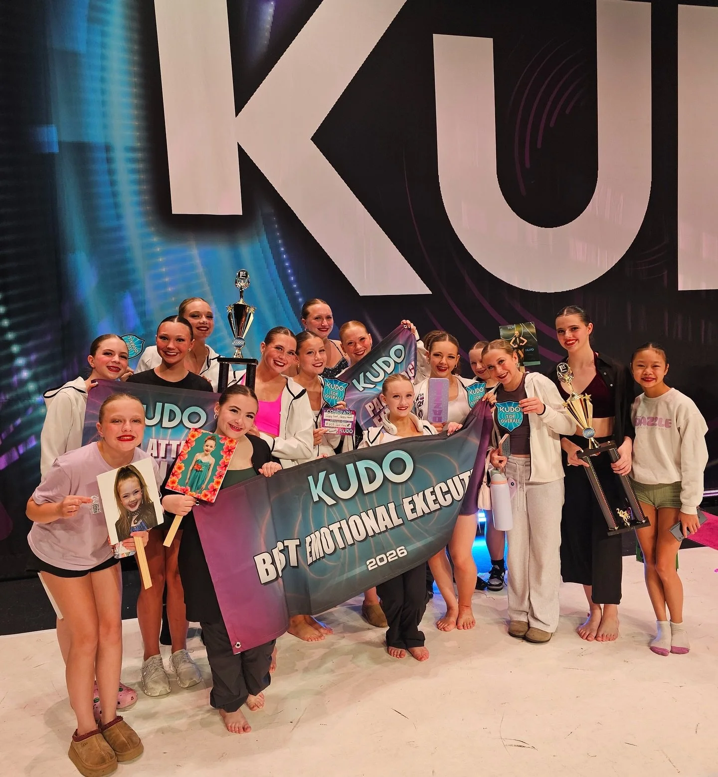 What an incredible way to close out our final competition of the season 💜 Our teens and seniors left everything on that stage this weekend, and we are so proud of them.
Both our Senior Jazz and Teen /Senior Contemporary routines earned the coveted P
