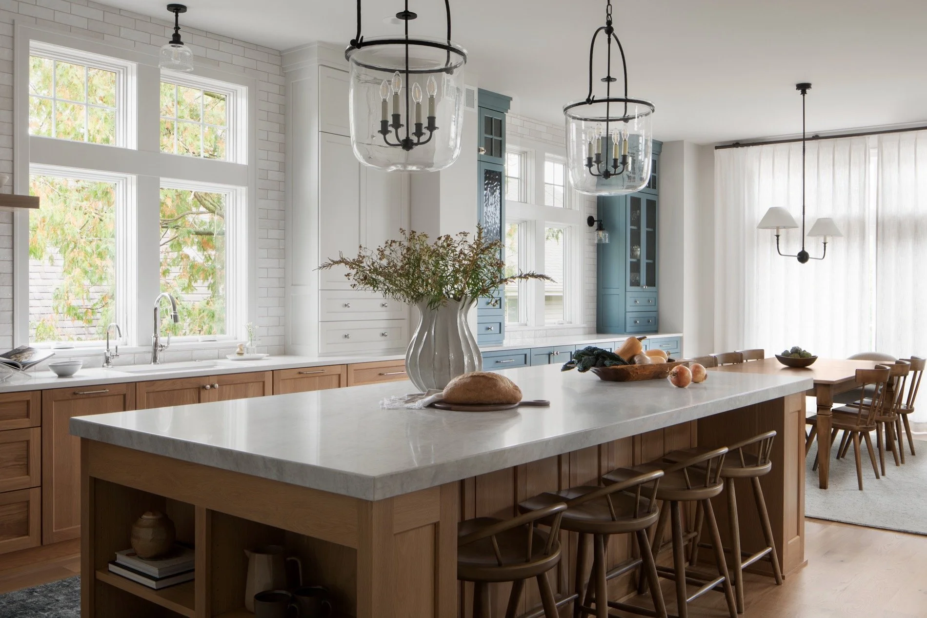 Full service interior design for large scale residential projects requires both creative vision and structured leadership.It involves understanding not only how a home will look, but how it will function across architecture, materials, layout, and ev