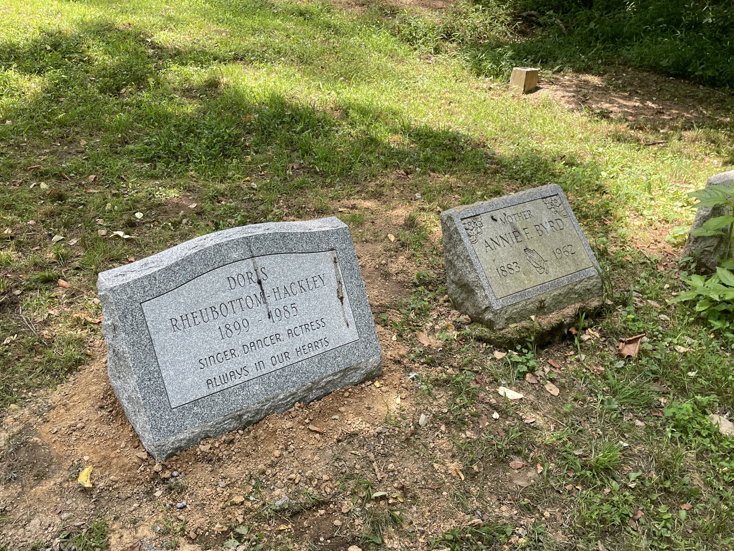 GravesDorisAnnie.jpg