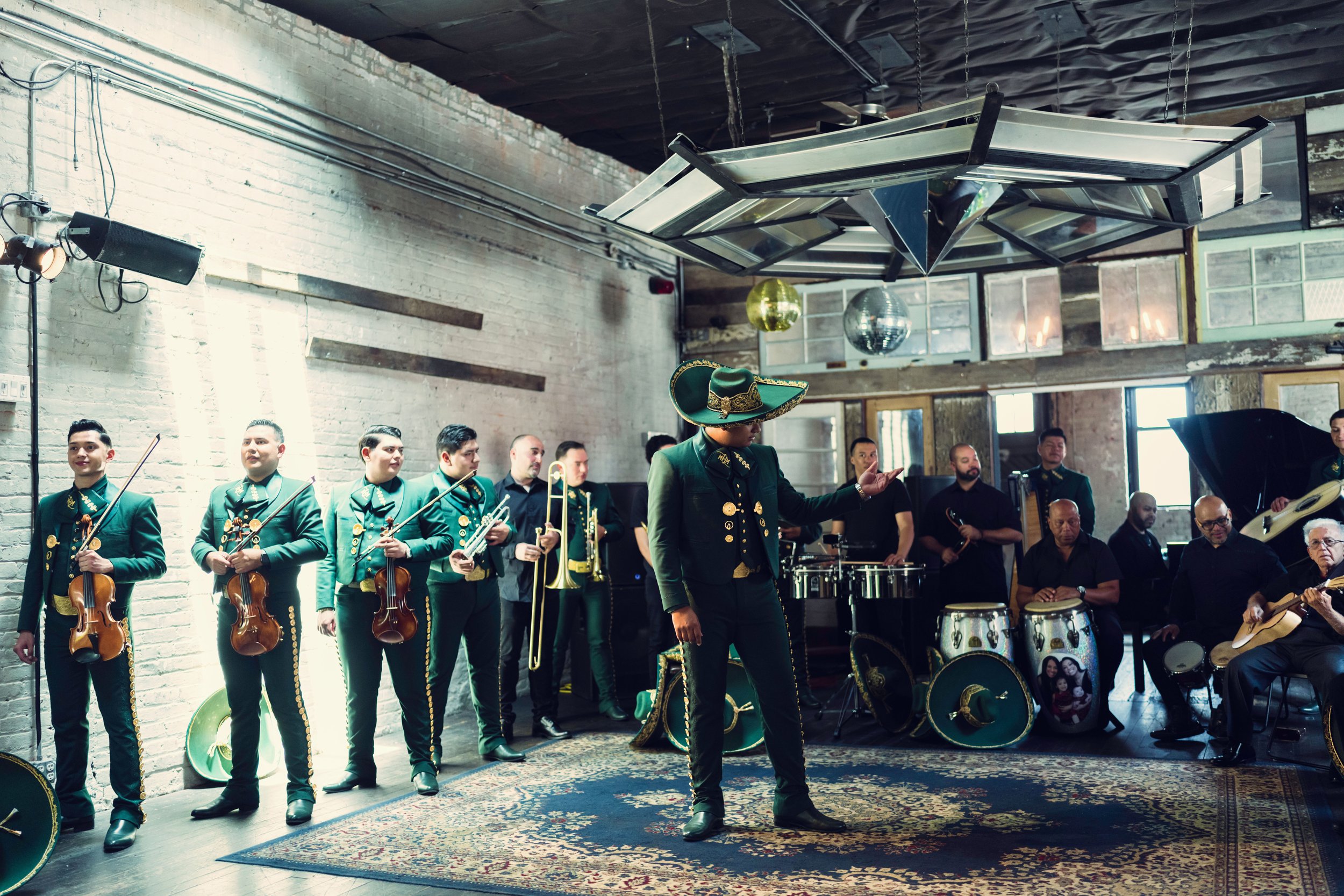 Mariachi Herencia de Mexico.jpg