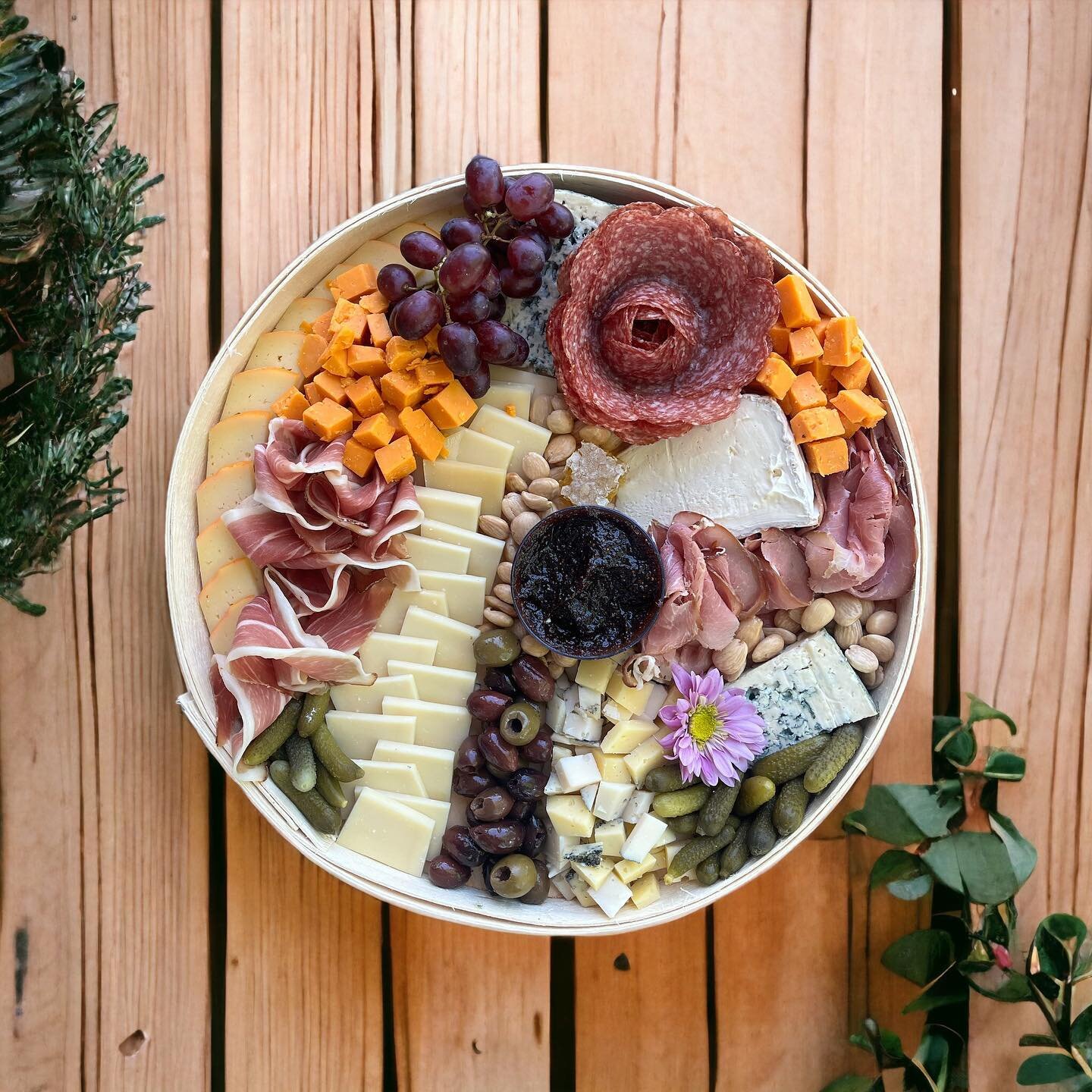 Do you guys like our cheese &amp; charcuterie content more, our gourmet snacks or gift baskets? Let us know in the comments! 
.
.
.
#cheese #charcuterieboard #giftbaskets #203local #203 #ctwinterwinetrail #myctwinetrail #ctfoodbloggers #ctfoodie #ctf