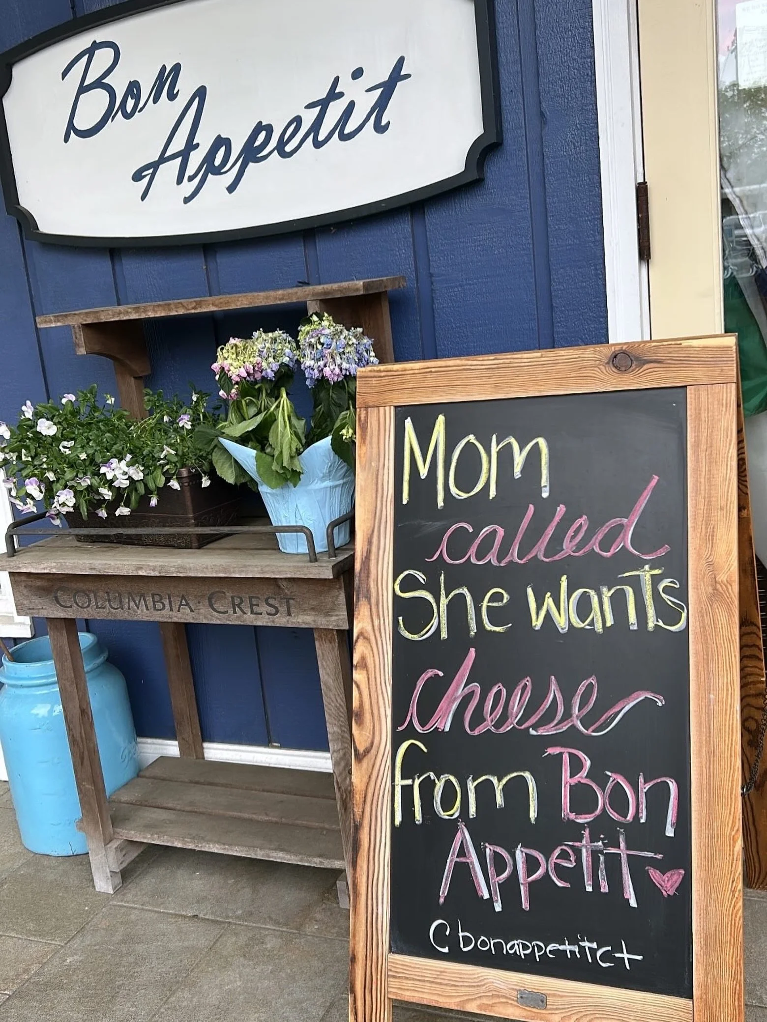 Come shop for mom from 10am to 4pm today!