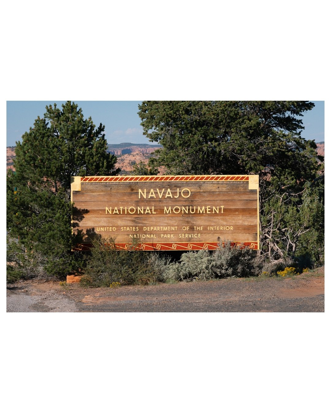 Navajo National Monument has the most beautiful signs I&rsquo;ve ever seen at a National Park site. With colorful geometric embellishes and a san serif lettering that recalls a Wes Anderson film, the signs are delightfully striking and whimsical. 

I