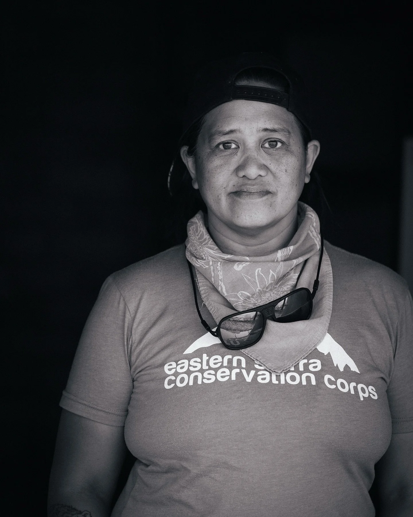 Last summer, I got to spend a few days with @easternsierracc , a trailbuilding nonprofit based in high desert of Bishop, California. ESCC is young, scrappy, and earnestly dedicated to its mission of empowering diverse leaders through hands-on conserv