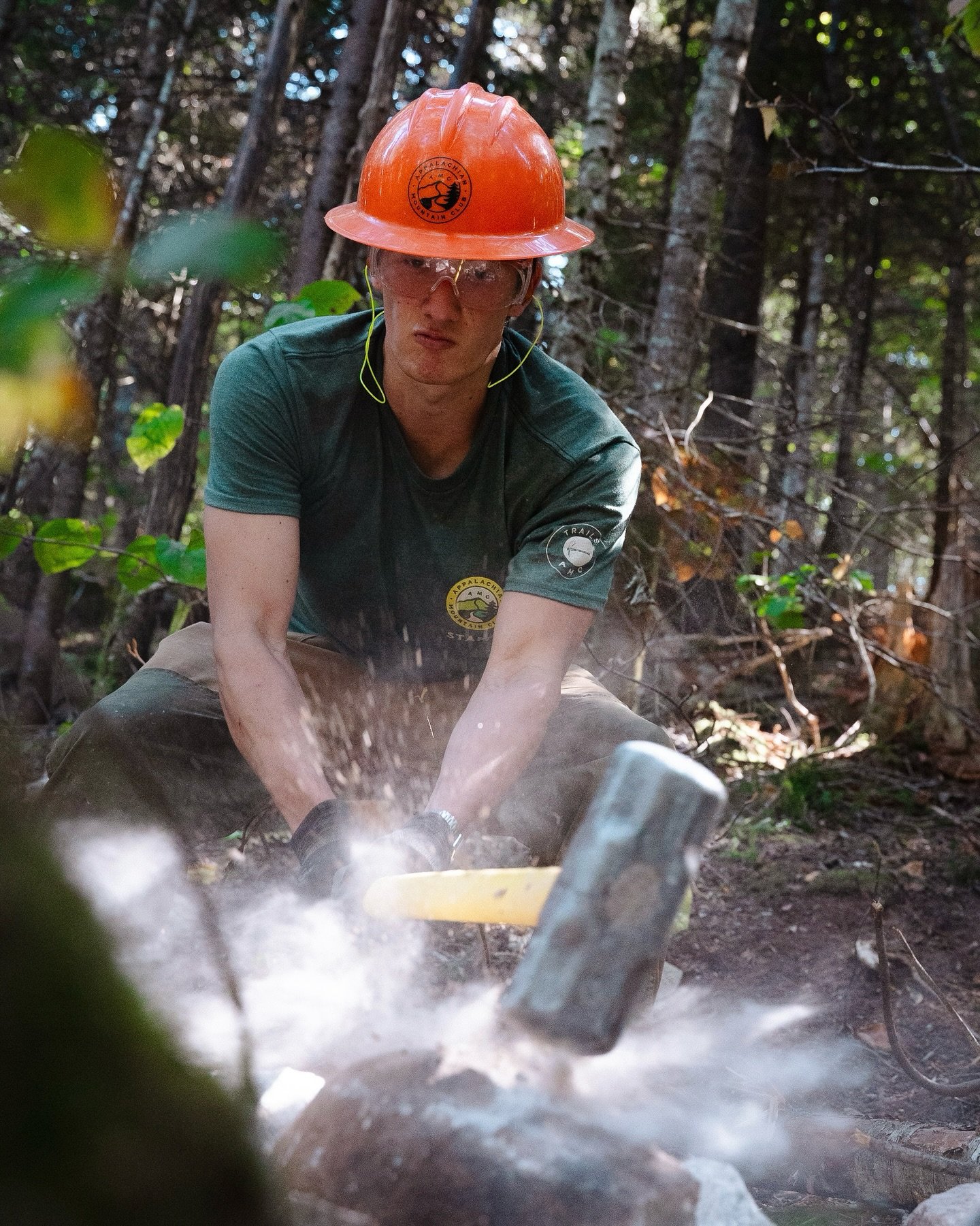 Doublejack therapy.

#trailcrewstories #trailwork #trailconstruction #trails #conservation
