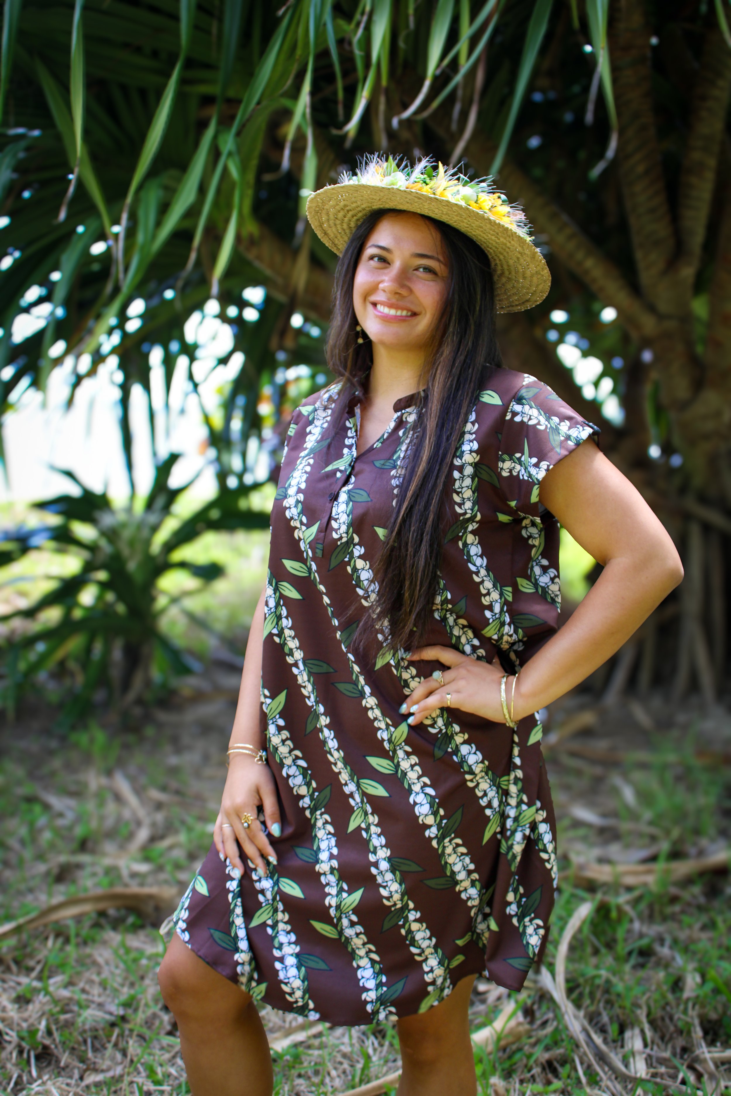 Puakenikeni Ti-leaf Collection Havaiki Dress