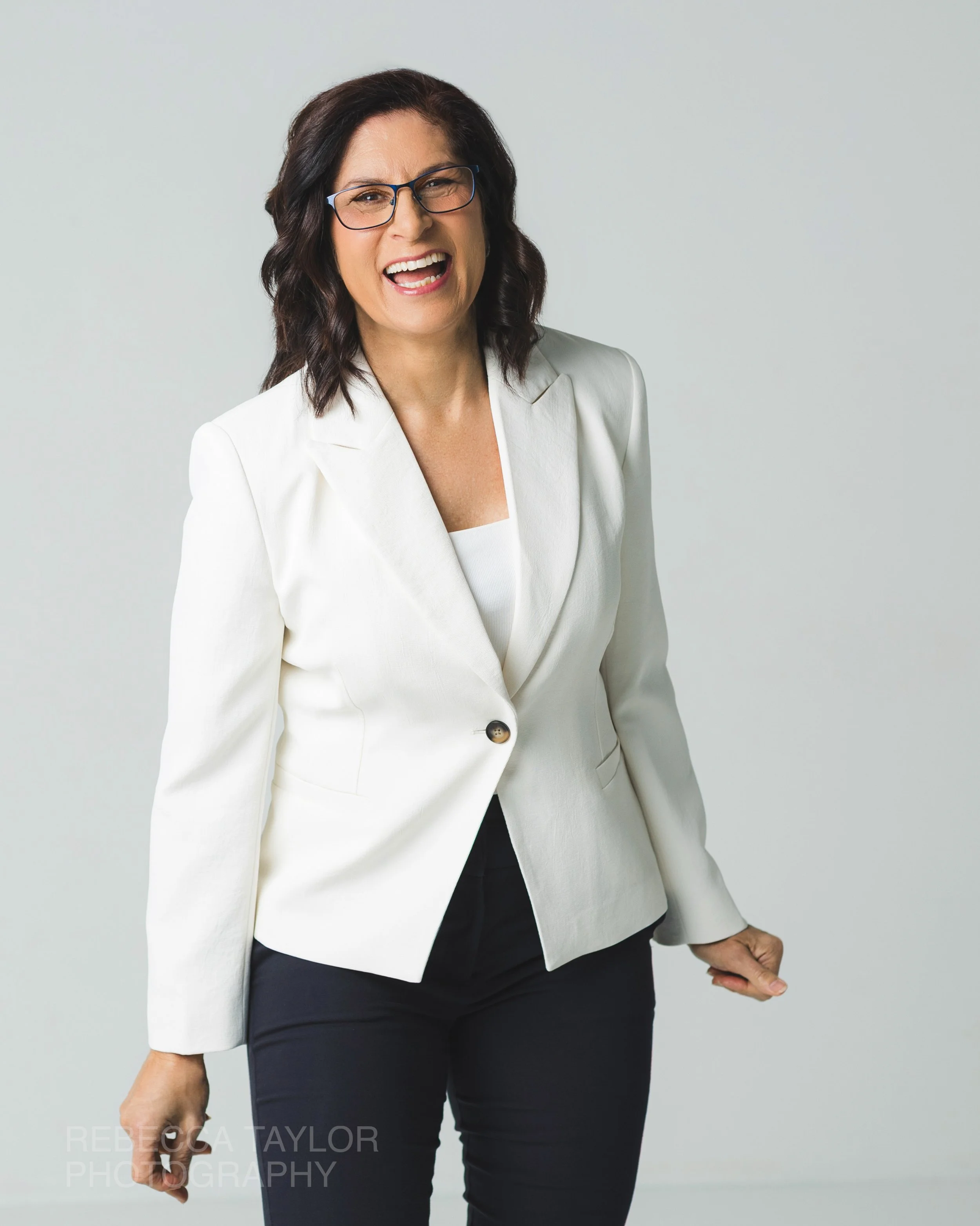 1H2A2538 REBECCA TAYLOR PHOTOGRAPHY SOCIALS-2.jpg