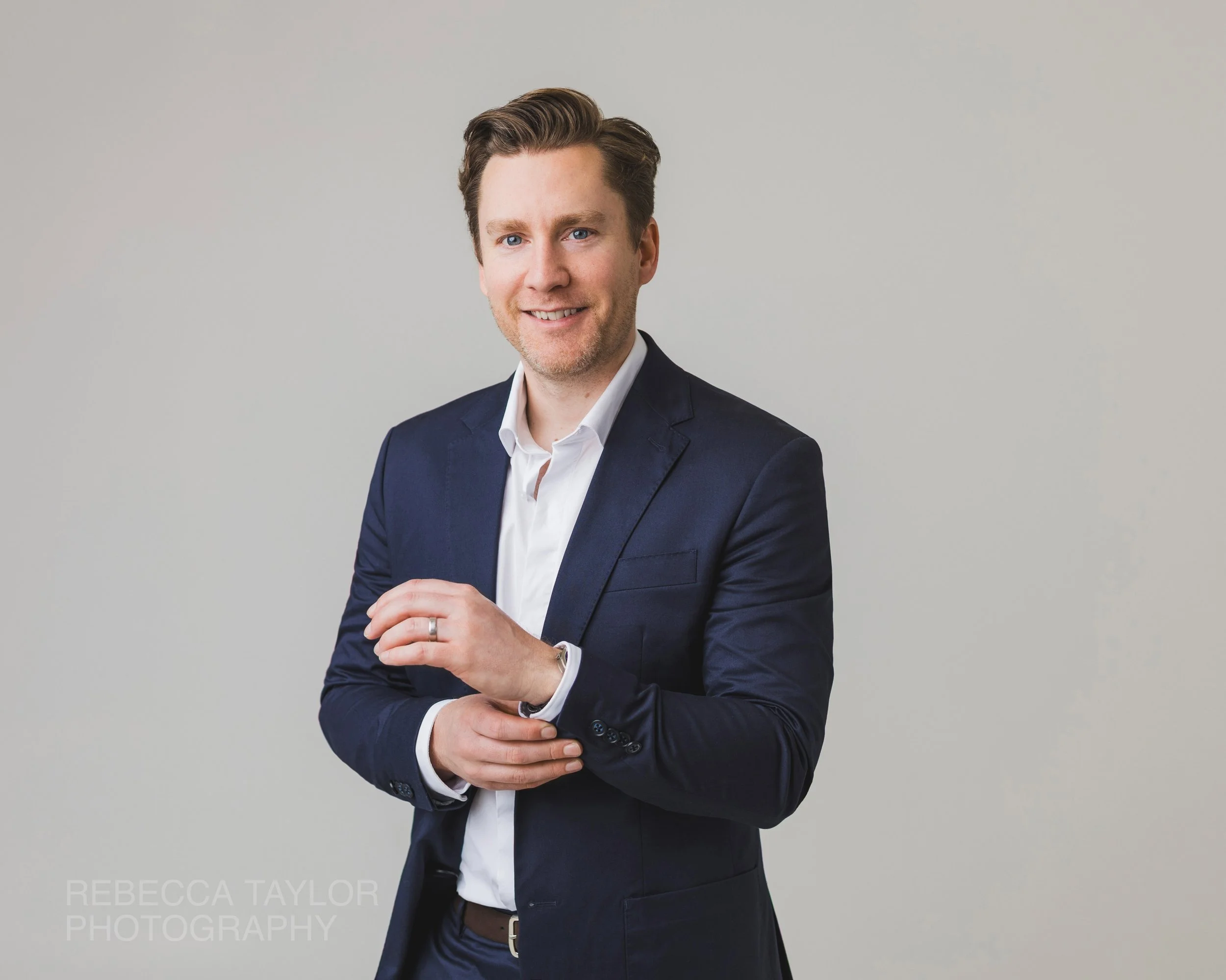 1H2A6053 REBECCA TAYLOR PHOTOGRAPHY SOCIALS.jpg