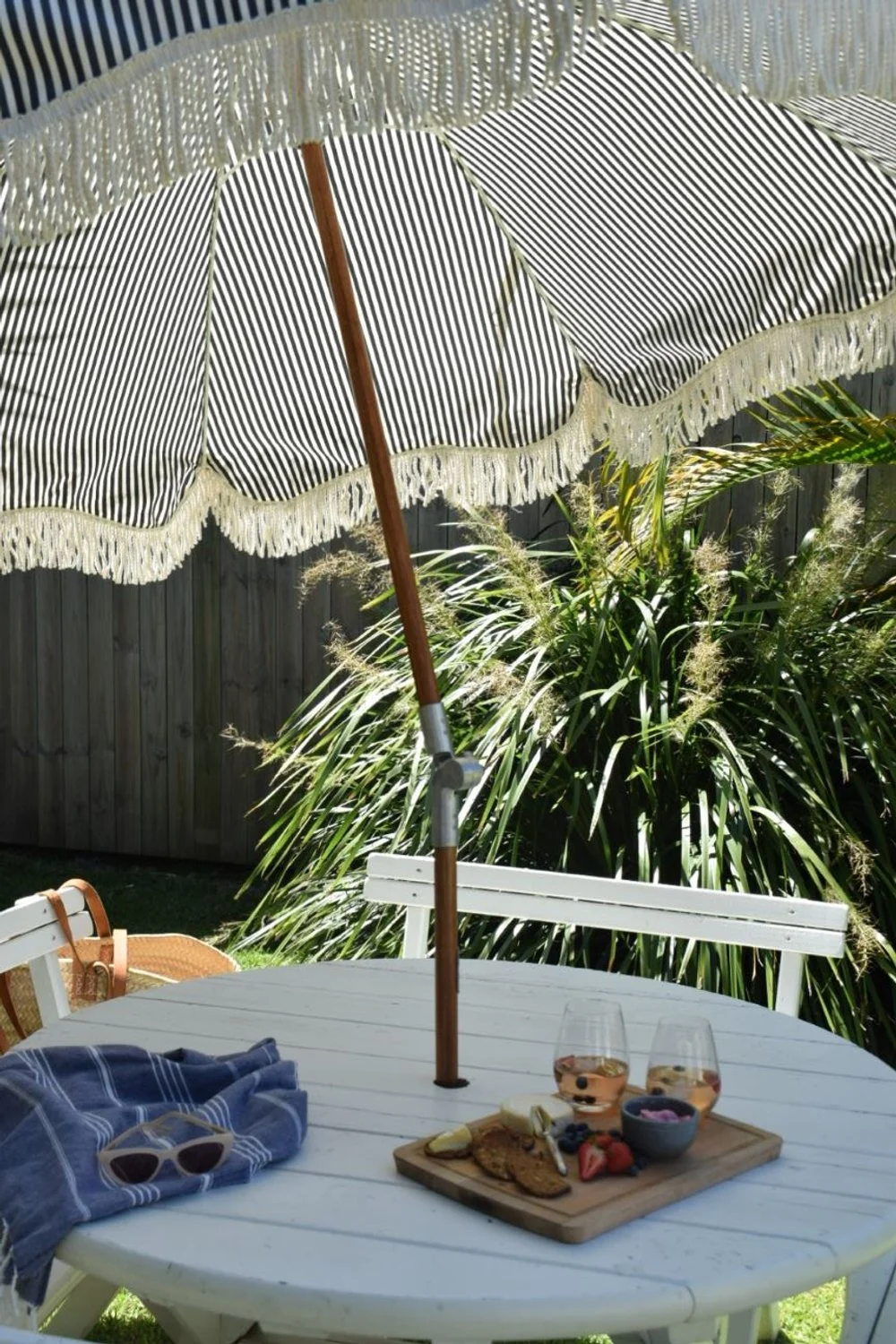 Helios Interiors Exterior Dining and Living Styling