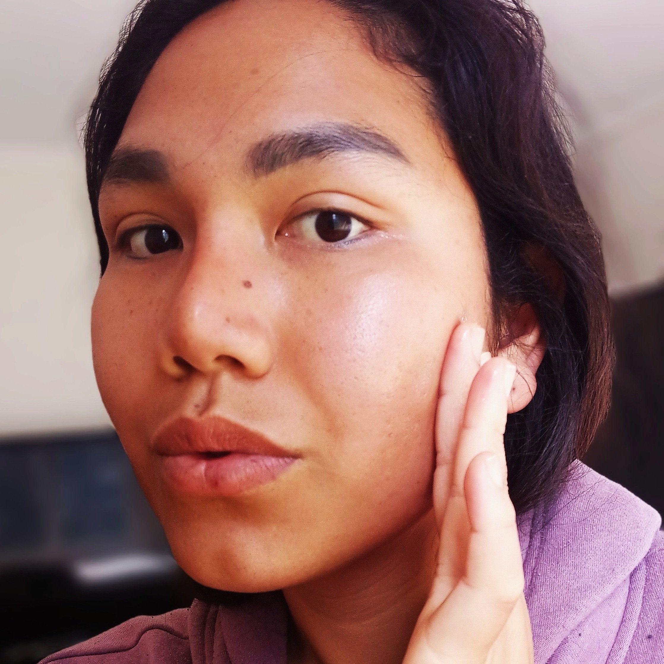 ROBelle Farm skin balm can be applied on facial area