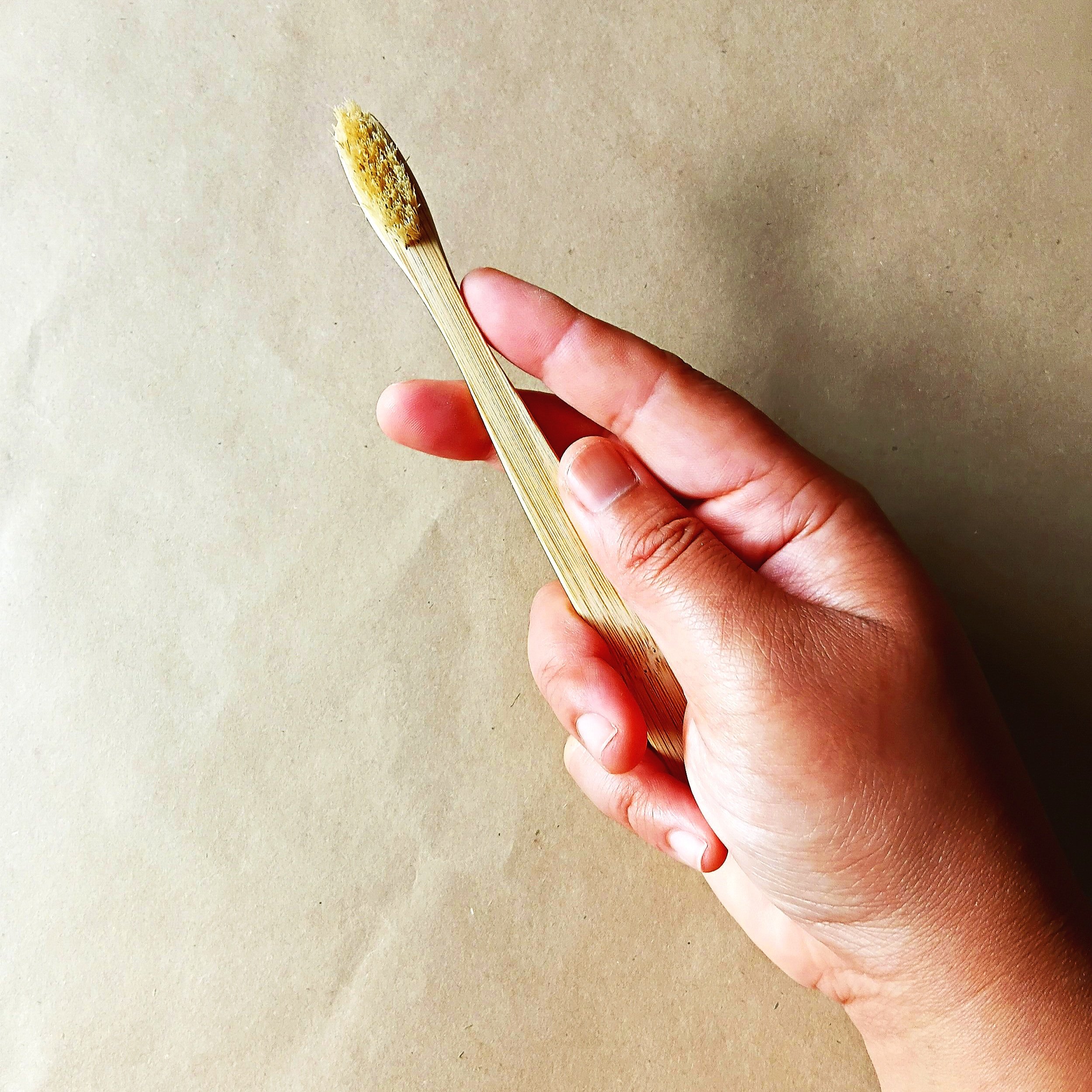 This eco-friendly toothbrush not only keeps your teeth clean and healthy but also supports a sustainable lifestyle that respects our precious Earth.