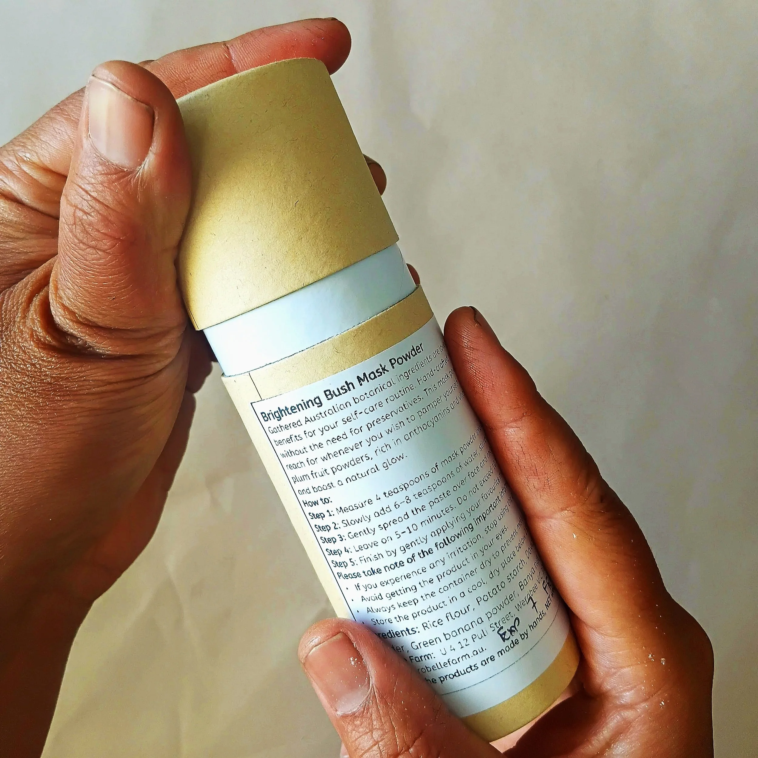 Step 2: Slowly add 6–8 teaspoons of water, stirring until a smooth paste forms.