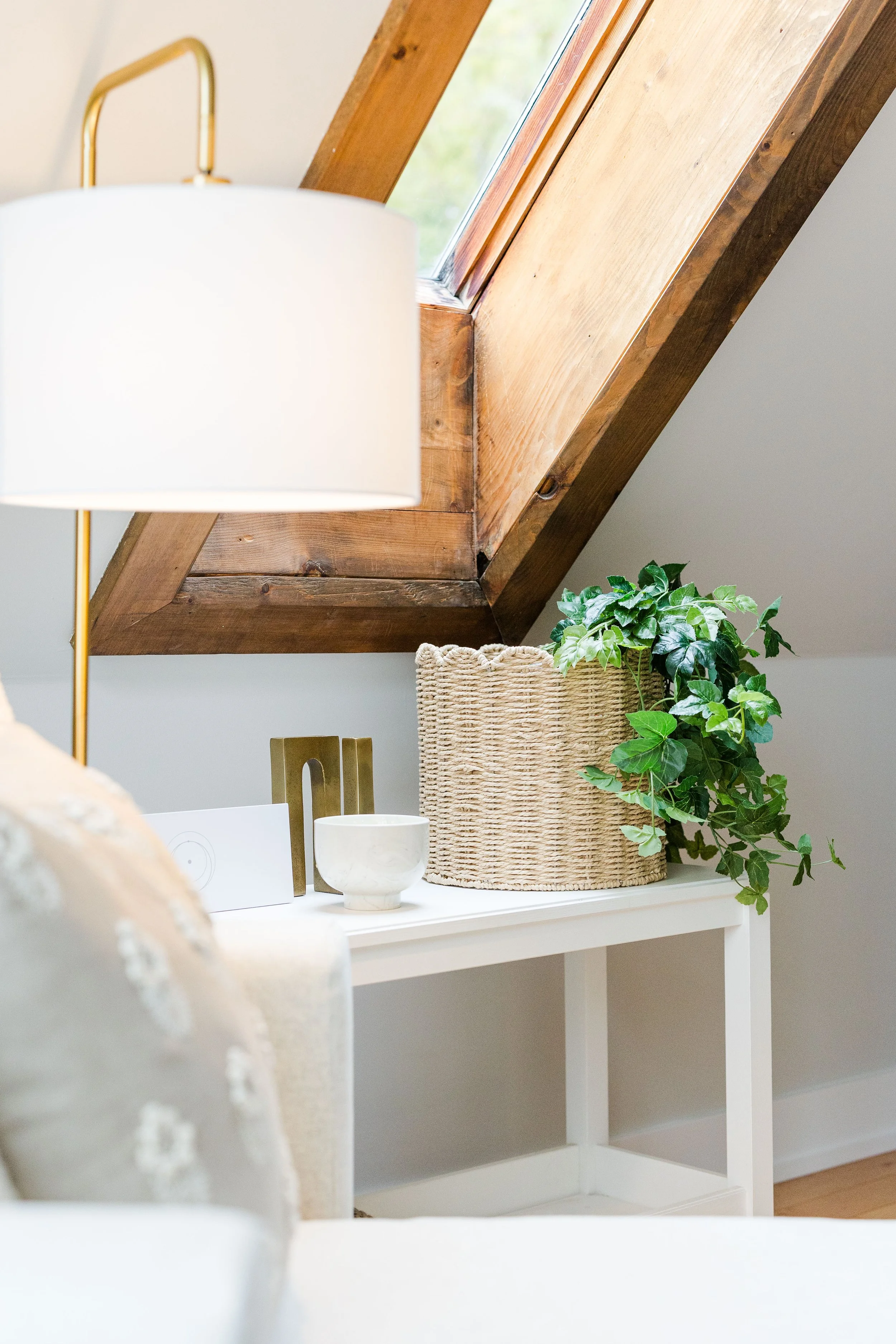 Project Highlands Hideaway | Interior Furnishing & Staging | AIRBNB