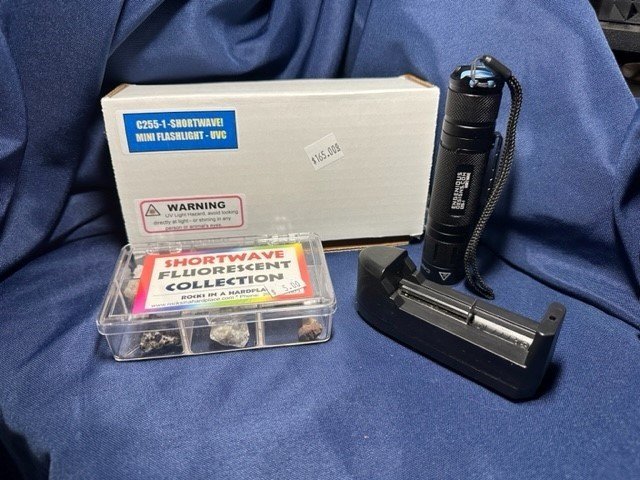 C255-1+SW+Mini+Flashlight.jpg