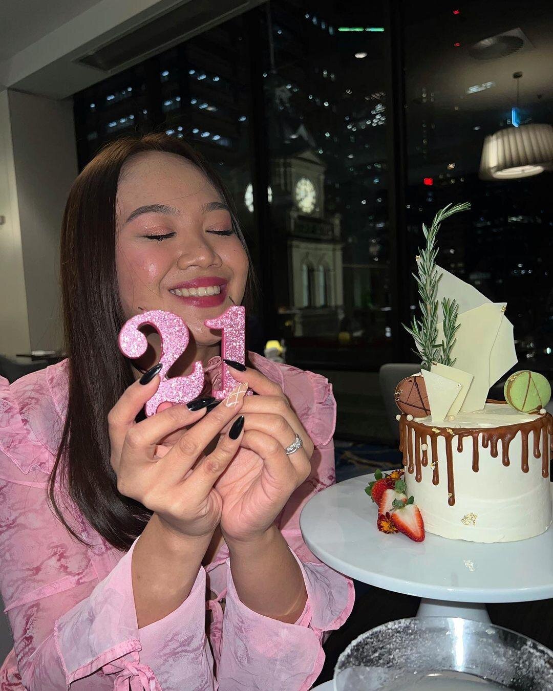 Celebrating a special occasion? Or perhaps dining with a group? When making a booking at @SofitelBrisbaneCentral's Suzette restaurant add-on one of our range of celebration cakes to finish the meal in style. The only question is which one you'll pick