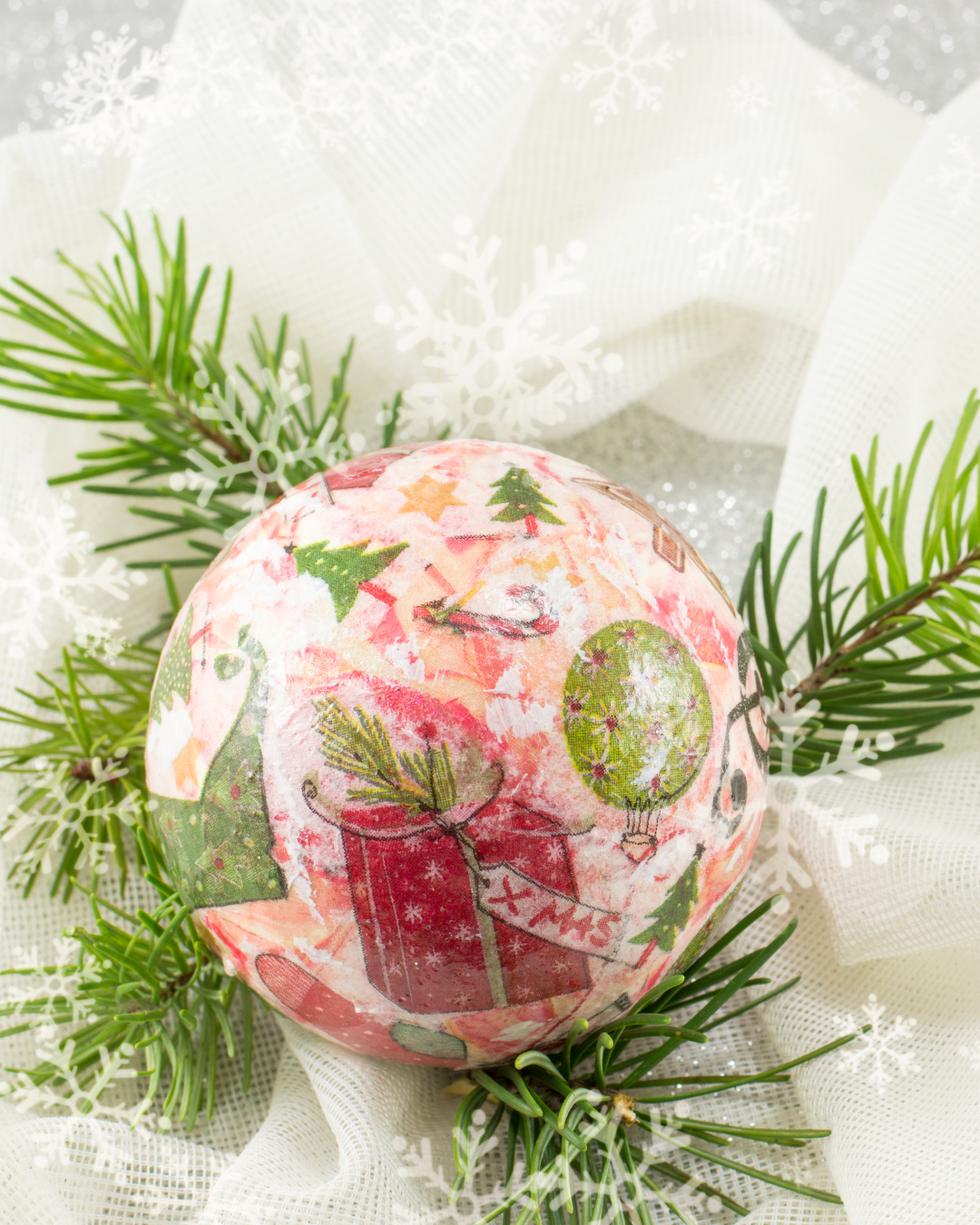  Bauble Decoupage. 
Learn the timeless art of decoupage, transforming plain ceramic baubles into
elegant festive keepsakes using specialist printed tissues featuring a wide variety of
Christmas-inspired designs.  £40pp. 
 
Format: Workshop,
Category: