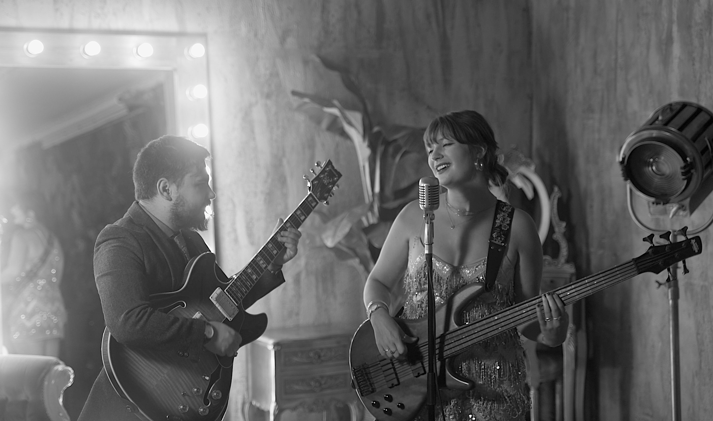  Jazz Duo. 
Want to create ambience? Our jazz duo are brilliant at creating the mood to suit, whether you want an upbeat party or a mellow social. From £850. 
 
Format: Drop-In,
Category: Entertainment,
Theme: Christmas,
Theme: Holidays,
Minimum Spen