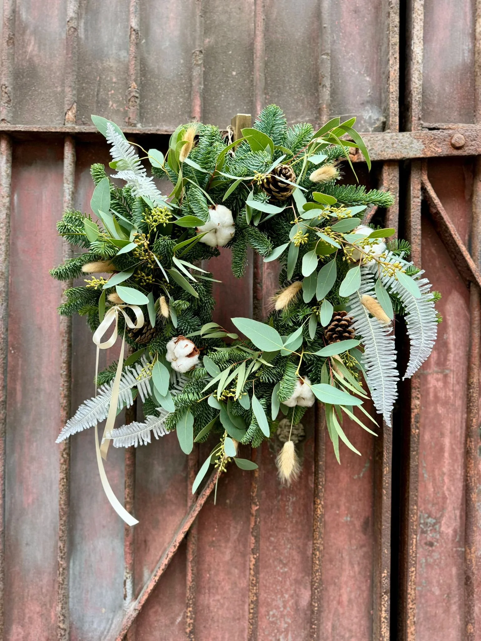 Festive Wreath Making. 
You will design your own fresh wreath in this workshop with lots of beautiful festive decorations. Our host will lead the workshop and provide inspiration for your team.  From £60pp. 
 
Browse by: Make something to gift,
Brow