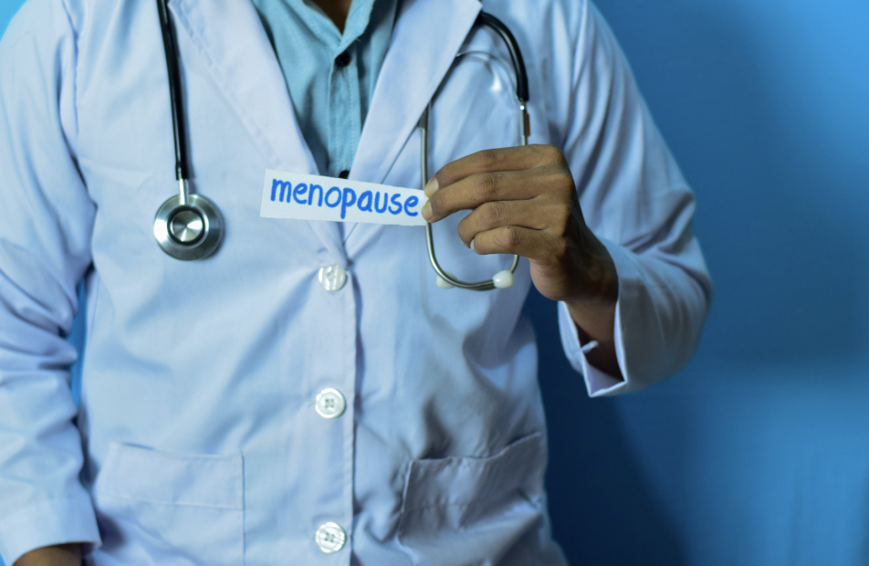  Virtual Talk: Let's Talk About Menopause. 
Learn about menopause and how what you eat can help with side effects and more. A beneficial talk for women and those who work with women, bringing light to their experiences with health. Led by our nutriti