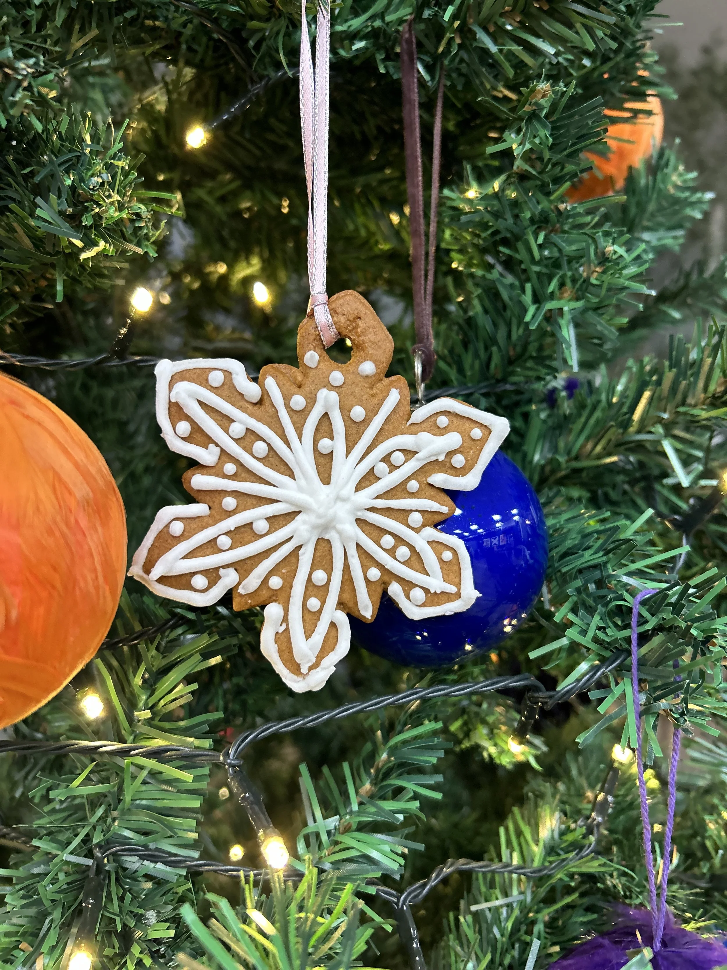 Drop-in Stands. 
Click here to view a selection of crafty, foodie and fun stands which guests can visit as they please over the course of an afternoon. Perfect for office parties!