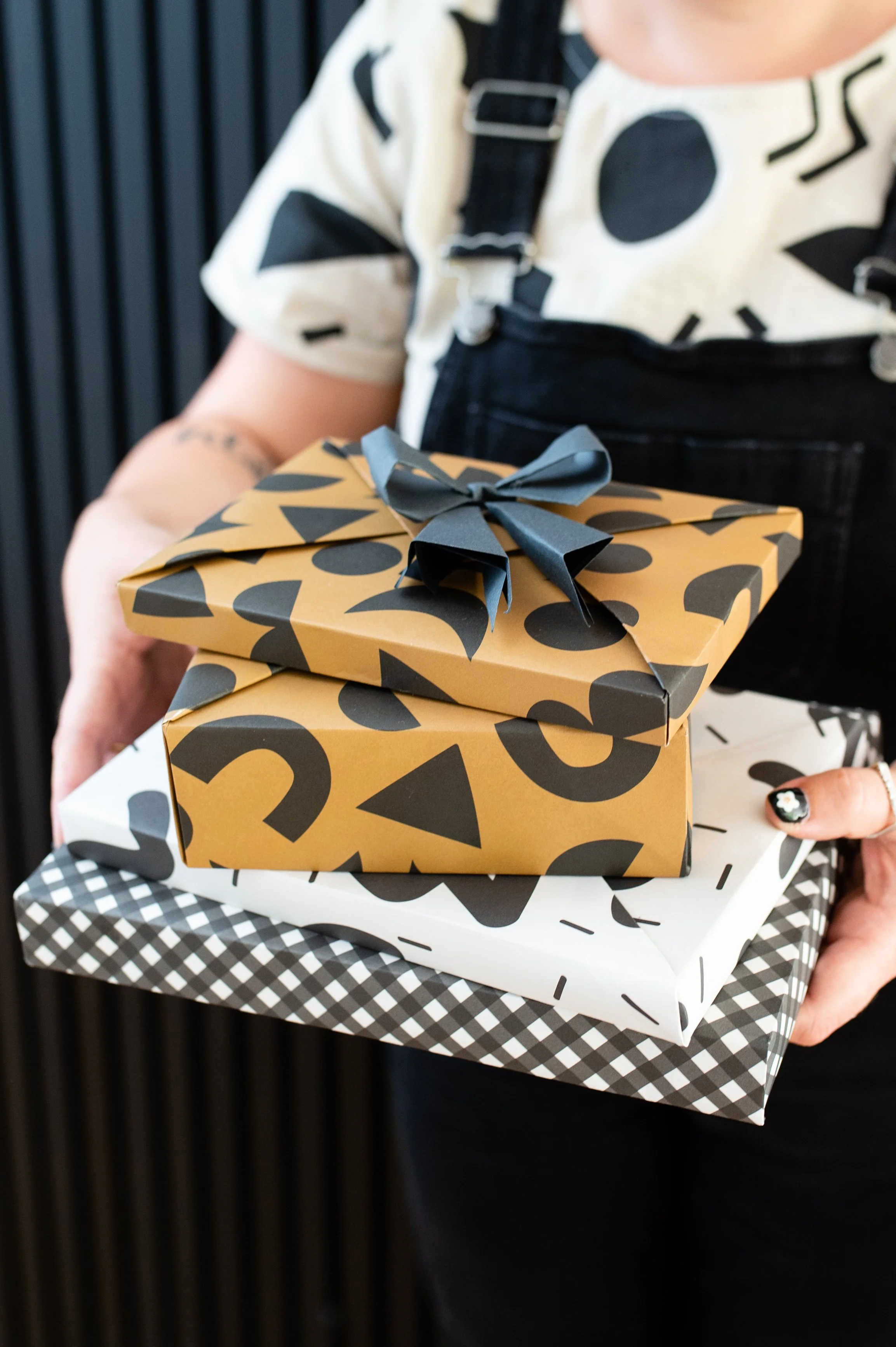  Get it Wrapped. 
A done-for-you wrapping station where gifts are wrapped on behalf of your guests. Perfect for events where you want to make your guests feel a bit more special.
 From £500. 
 
Audience: Everyone,
Activity: Customisation & Personalis