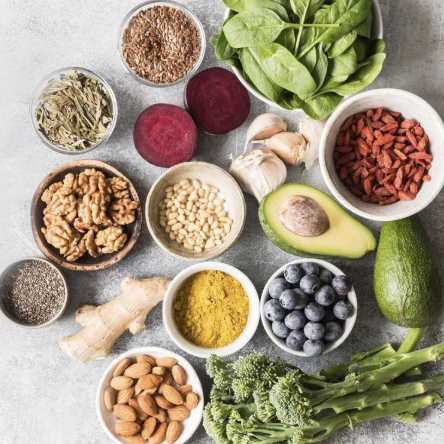  Brain Power - How To Elevate Your Mood With Food. 
Learn what is brain food and how these will optimise your mood and efficiency with our nutritionist Caroline.
 From £685. 
 
Delivery: In-person,
Objective: Health & nutrition,
Duration: Bite sized 